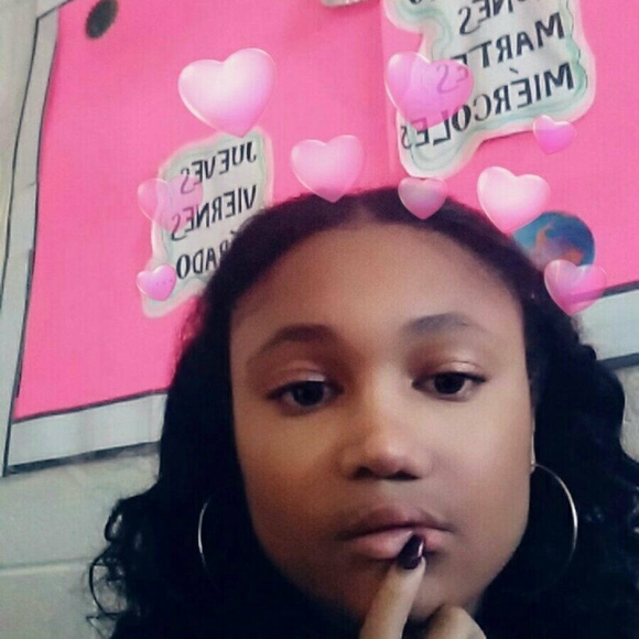 Meet your Posher, Destiny - Picture 2 of 2